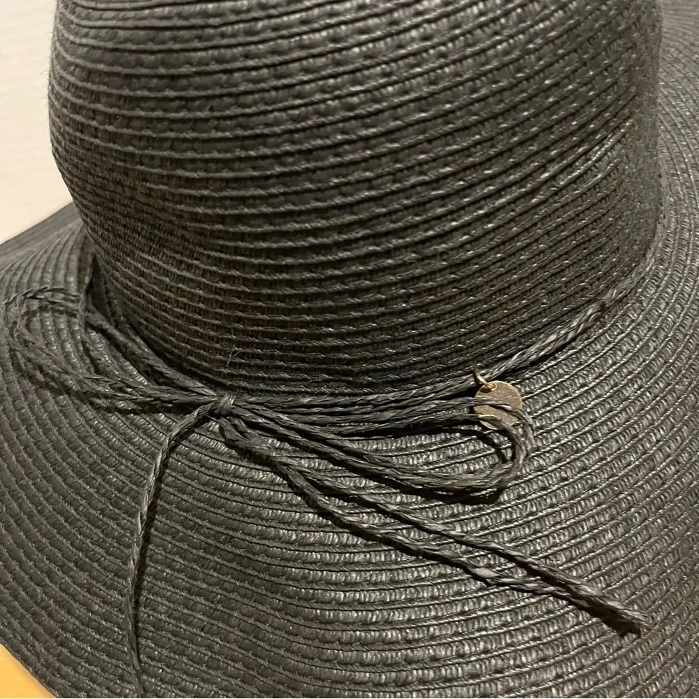 H&M Women's Black Paper Straw Hat Summer Floppy Beach Classic Size M/56